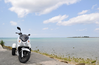 すみずみの沖縄観光はブルースカイリゾートのレンタルトライクで最高のひと時を！